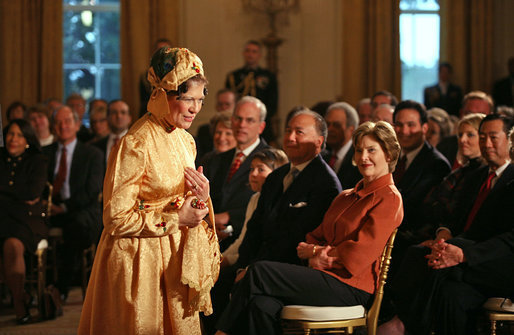 Lucinda J. Frailly, Dolley Madison Re-enactor and Director of Education and Special Events Coordinator for the National First Ladies’ Library, addresses a present-day crowd during a ceremony marking the debut of the Dolley Madison Gold Coin Monday, Nov. 19, 2007. White House photo by Joyce N. Boghosian