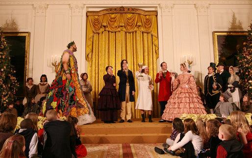 The Ford's Theater cast members of “A Christmas Carol,” perform Monday, Dec. 3, 2007, at the White House Children’s Holiday Reception. White House photo by Shealah Craighead