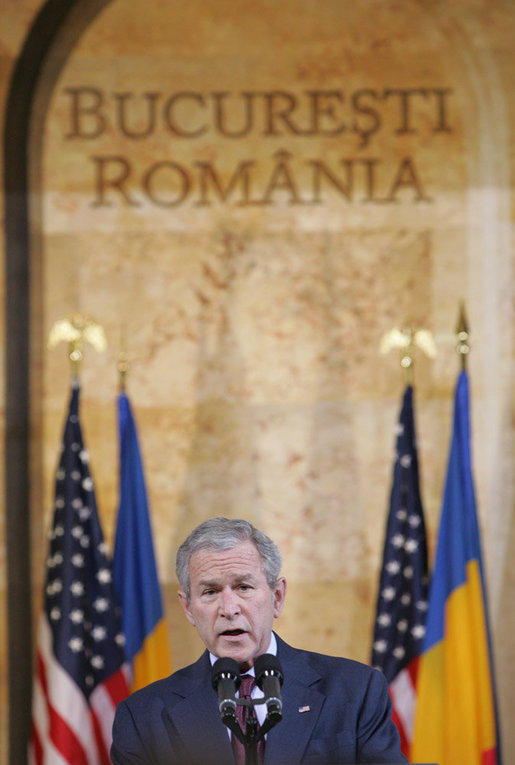 President George W. Bush delivers a keynote speech Tuesday, April 2, 2008, at the National Bank of Savings in Bucharest, site of the two-day NATO Summit. The President urged the NATO membership to be open to any European democracy that sought it. White House photo by Chris Greenberg