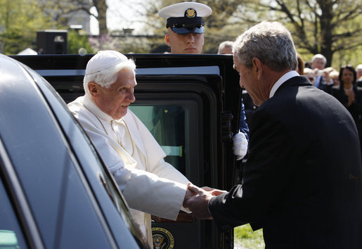 President George W. Bush shakes hands with Pope Benedict XVI on his arrival to the White House Wednesday, April 16, 2008, for the welcoming ceremony on the South Lawn in honor of the Pope’s visit to the United States. White House photo by Eric Draper