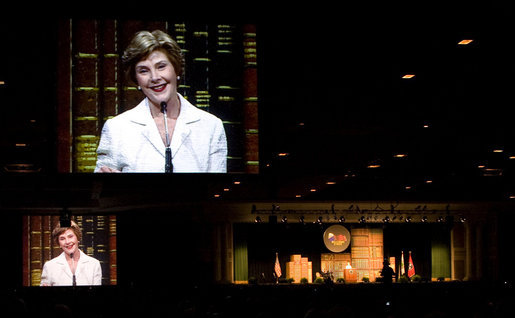Mrs. Laura Bush addresses 5,400 participants on Monday, July 28, 2008 at the Fifth Annual Reading First National Conference at the Gaylord Opryland Resort & Convention Center in Nashville, Tenn. White House photo by Shealah Craighead