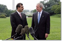 President George W. Bush and Pakistani Prime Minister Syed Yousaf Raza Gillani speak to the press Monday, July 28, 2008, on the South Lawn on the White House. White House photo by Chris Greenberg