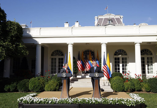 President George W. Bush delivers remarks during a joint press availability with Colombian President Alvaro Uribe Saturday, Sept. 20, 2008, in the Rose Garden at the White House. White House photo by Eric Draper