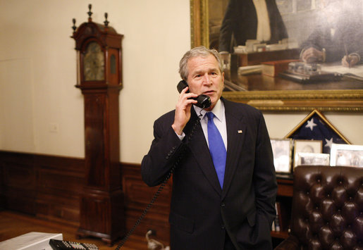 President George W. Bush speaks with President-elect Barack Obama during a congratulatory phone call Tuesday evening, Nov. 4, 2008, from the Treaty Room at the White House. White House photo by Eric Draper