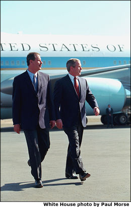  President Bush and President Vicente Fox of Mexico meet at the Arrival Ceremony at El Baijo Airport in Leon, Mexico. White House photo by Paul Morse.
