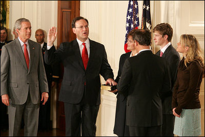 Image result for justice alito sworn in images