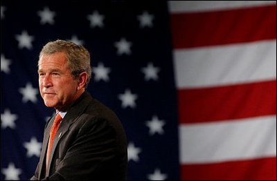 President George W. Bush delivers remarks on the economy in Fridley, Minn., Thursday, June 19, 2003.