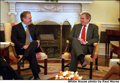 President Bush and Colombian President Pastrana. White House photo by Paul Morse.