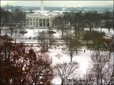An early winter snow transforms the White House and Lafayette Park into a winter wonderland, Thursday, Dec. 5, 2002. 
