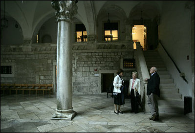 Vice President Dick Cheney and Lynne Cheney stand inside the atrium of the Rector’s Palace, a gothic monument constructed in 1435 upon the foundations of structures dating back to the middle ages, during a tour of the Old City of Dubrovnik, Croatia, Saturday, May 6, 2006. 