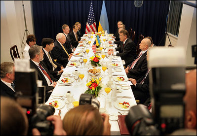 Vice President Dick Cheney and Ukrainian President Viktor Yushchenko hold a breakfast meeting, Thursday, May 4, 2006 in Vilnius, Lithuania. Both leaders have come to Vilnius to participate in the Vilnius Conference 2006, a summit of leaders of the Baltic and Black Sea regions. During a statement to the press the Vice President said, "Developments in Ukraine are extraordinarily important, and all of us who support the development of freedom and democracy have been impressed with what our friends in Ukraine have achieved and want to do everything we can to be of assistance in the days ahead."