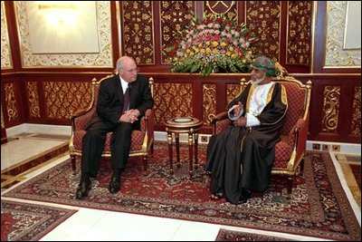 Vice President Dick Cheney meets with Sultan Qaboos in Salalah, Oman, March 14, 2002.